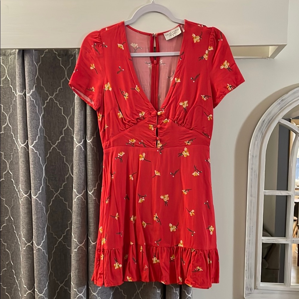 Dress Forum Los Angeles Floral Red Dress size small
